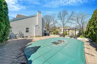 1 Ivy Ct, Centereach, NY 11720 - Photo 7