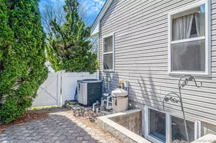 1 Ivy Ct, Centereach, NY 11720 - Photo 11