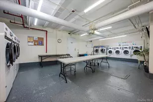 83-00 Talbot St, Kew Gardens, NY 11415 - Photo 15