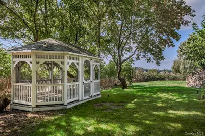 29 Gaul Road S, East Setauket, NY 11733 - Photo 39
