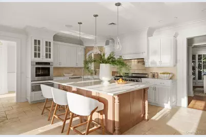 29 Gaul Road S, East Setauket, NY 11733 - Photo 7
