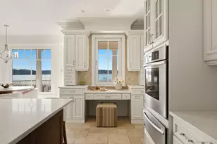 29 Gaul Rd S, East Setauket, NY 11733 - Photo 9