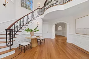 29 Gaul Rd S, East Setauket, NY 11733 - Photo 5