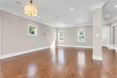 7 Bud Court, Bayville, NY 11709 - Photo 7