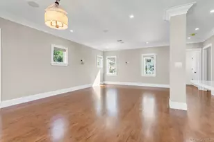 7 Bud Ct, Bayville, NY 11709 - Photo 7