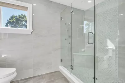 7 Bud Court, Bayville, NY 11709 - Photo 19