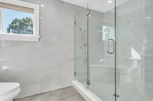 7 Bud Ct, Bayville, NY 11709 - Photo 19