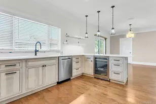 7 Bud Ct, Bayville, NY 11709 - Photo 11