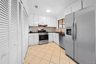 142 Feller Dr, Central Islip, NY 11722 - Photo 11