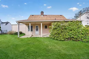 23 Pell Terrace, Garden City, NY 11530 - Photo 15