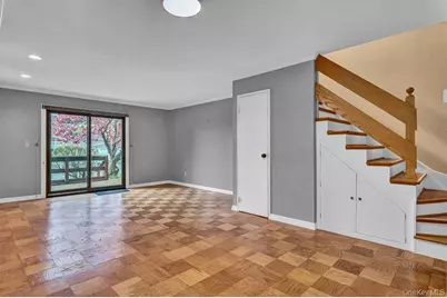 311 Mariners Way, Copiague, NY 11726 - Photo 3
