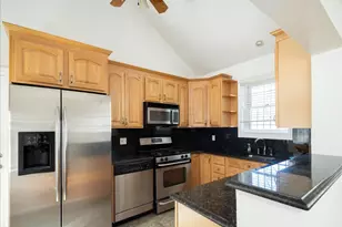 148-11 10th Ave, Whitestone, NY 11357 - Photo 9