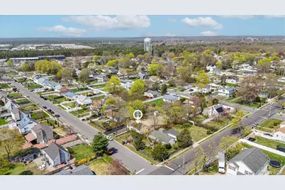 25 Montgomery Street, Brentwood, NY 11717 - Photo 19
