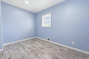 25 Montgomery St, Brentwood, NY 11717 - Photo 9