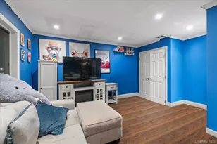 44 East End Ave, Hicksville, NY 11801 - Photo 15
