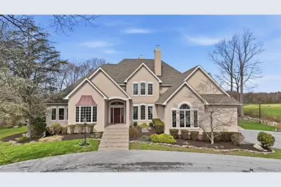 17 Forrest Way, Poughkeepsie, NY 12603 - Photo 1