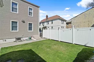 23-37 124th St, College Point, NY 11356 - Photo 37