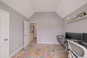 1703 Fire Ave, Medford, NY 11763 - Photo 23
