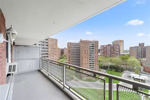 61-35 98th St, Rego Park, NY 11374 - Photo 11