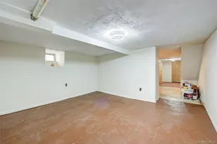 53-74 69th St, Maspeth, NY 11378 - Photo 29