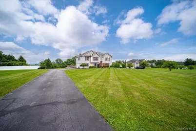 5 Sunrise Drive, Milton, NY 12547 - Photo 1