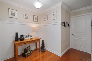 6 Sugar Pine Ln, Bay Shore, NY 11706 - Photo 21