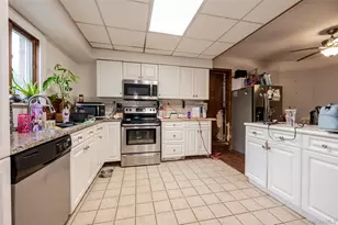 122 Clinton Ave, Port Jefferson Station, NY 11776 - Photo 21