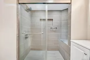 86-38 232nd St, Queens Village, NY 11427 - Photo 15