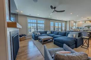 3810 Greentree Dr, Oceanside, NY 11572 - Photo 9