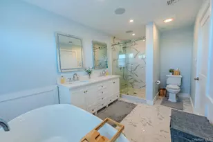 3810 Greentree Dr, Oceanside, NY 11572 - Photo 23