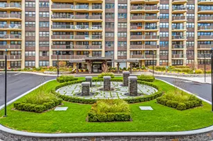1805 215th St, Bayside, NY 11360 - Photo 33