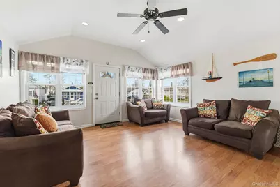 58 Wilson Avenue, Amityville, NY 11701 - Photo 3