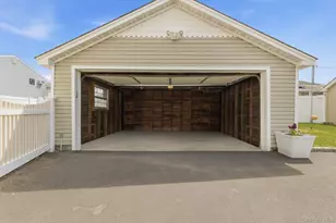 58 Wilson Ave, Amityville, NY 11701 - Photo 19