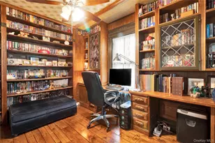 210 Old Town Rd, East Setauket, NY 11733 - Photo 7