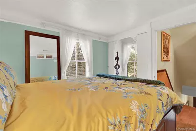 210 Old Town Road, East Setauket, NY 11733 - Photo 15