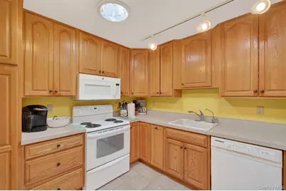 19 Marion Avenue, Wappingers Falls, NY 12590 - Photo 9