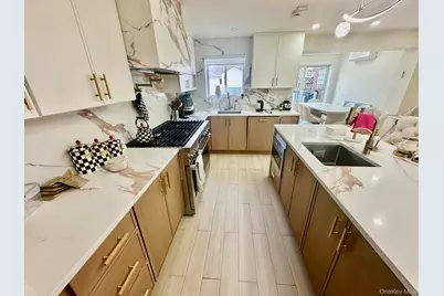 13762 70th Road, Flushing, NY 11367 - Photo 5