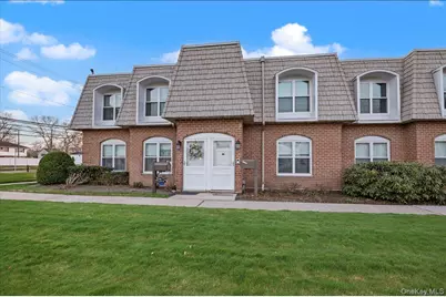 175 Main Avenue #158, Wheatley Heights, NY 11798 - Photo 1