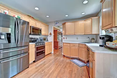 150 N Woods Drive, Wading River, NY 11792 - Photo 13