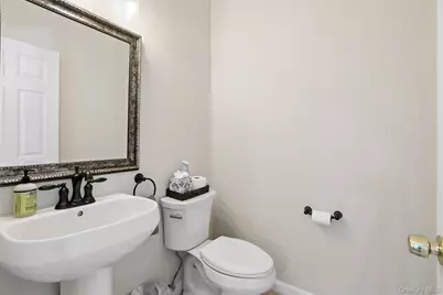 161 Brattle Circle, Melville, NY 11747 - Photo 3