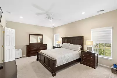161 Brattle Circle, Melville, NY 11747 - Photo 15
