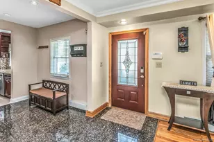 233 Collins Ave, Williston Park, NY 11596 - Photo 7