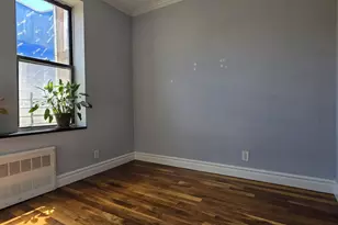 133 Lincoln Ave, Mineola, NY 11501 - Photo 5