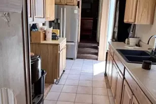 56 Shipp St, Newburgh, NY 12550 - Photo 3