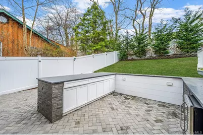 38 Hawthorne Road, Rocky Point, NY 11778 - Photo 5