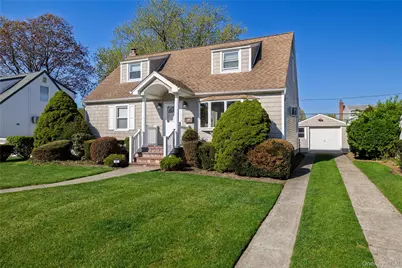 22 Hitchcock Lane, Farmingdale, NY 11735 - Photo 1