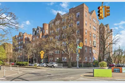 86-10 34th Avenue #522, Jackson Heights, NY 11372 - Photo 1