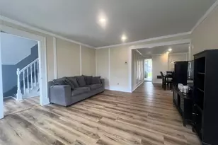 34 Smith St, Poughkeepsie, NY 12601 - Photo 5