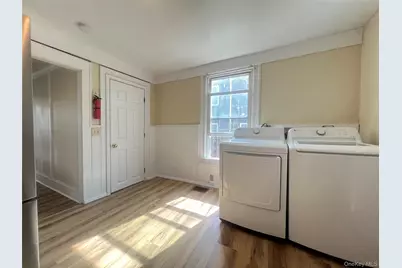 34 Smith Street, Poughkeepsie, NY 12601 - Photo 19
