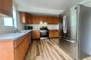 34 Smith St, Poughkeepsie, NY 12601 - Photo 15